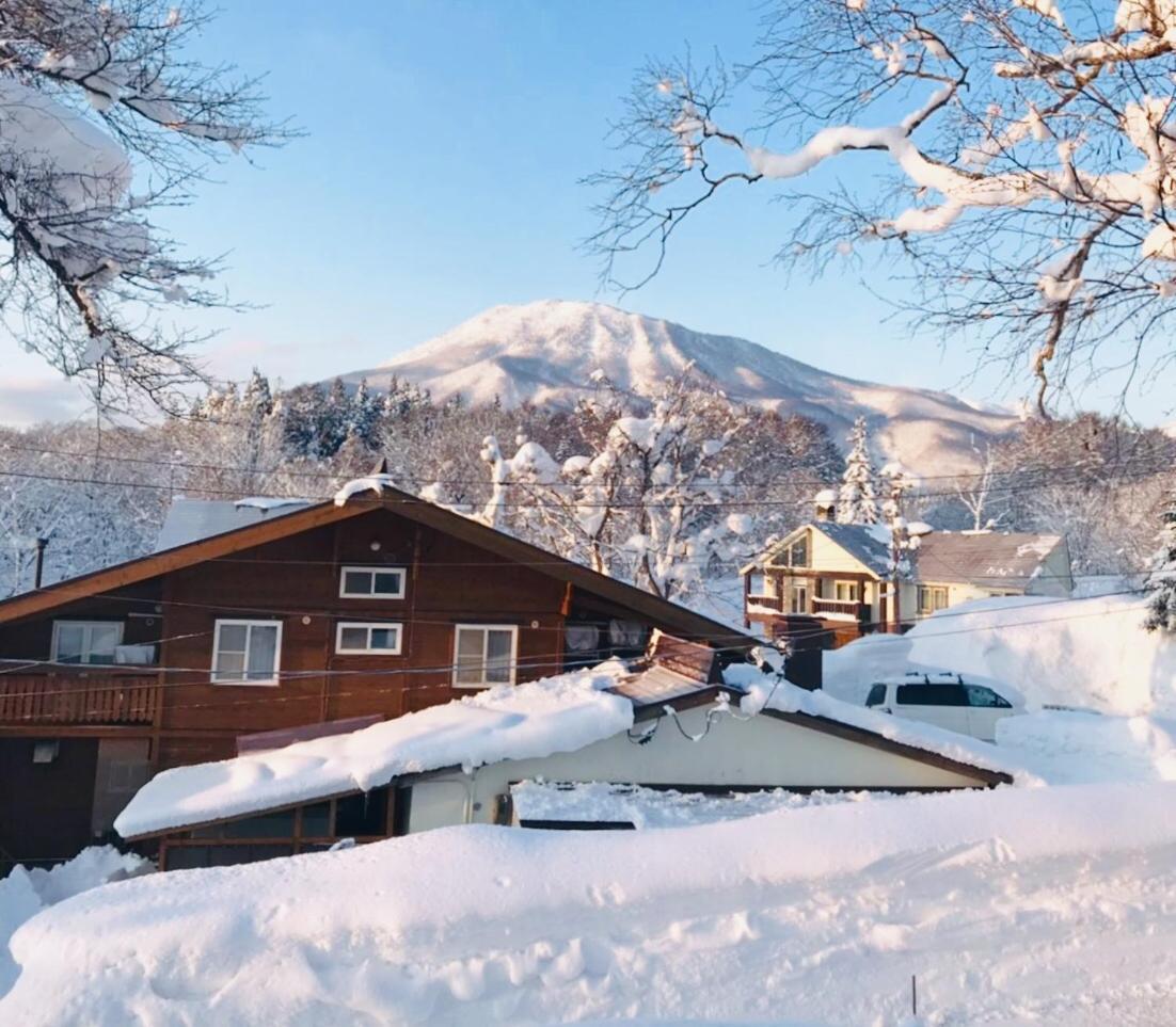 Bed and Breakfast Yado Brodiaea Myōkō Exterior foto